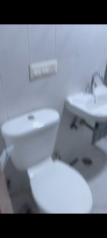 2 BHK Apartment For Rent in Omaxe New Heights, Sector 78