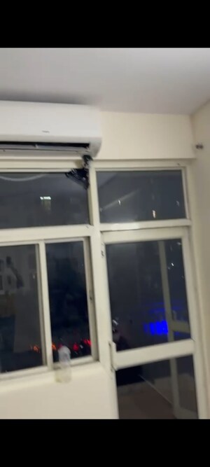 Furnished Amenities in 2 BHK Apartment at Omaxe New Heights, Sector 78 – for Rent