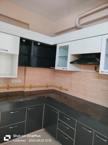 Kitchen in 3 BHK Independent House at Omaxe R2, Gomti Nagar – for Rent