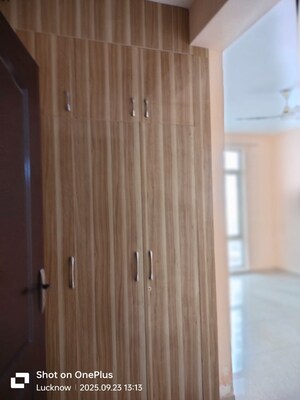 Furnished Amenities in 3 BHK Independent House at Omaxe R2, Gomti Nagar – for Rent