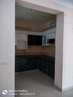 Kitchen in 3 BHK Independent House at Omaxe R2, Gomti Nagar – for Rent