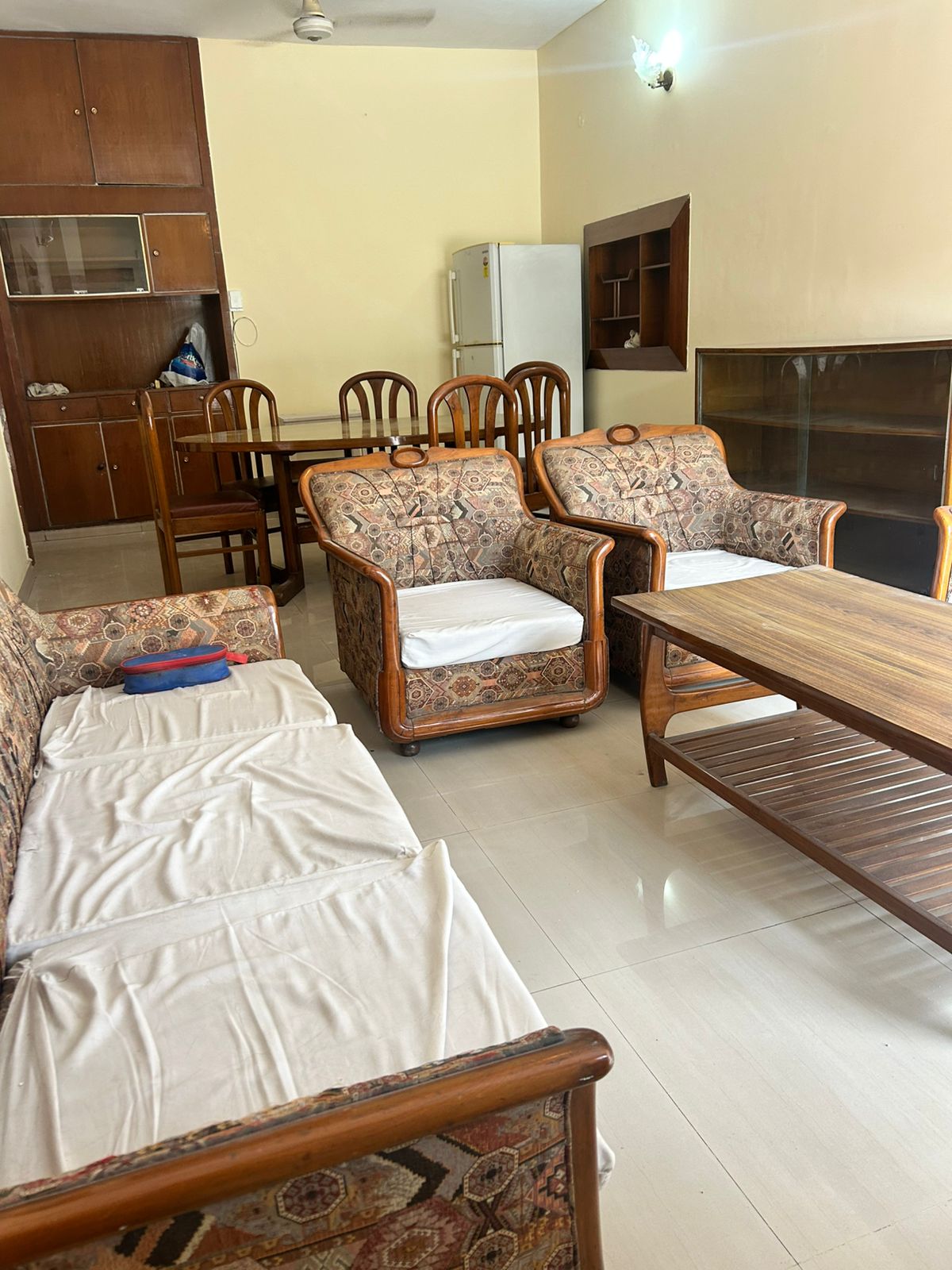 2 BHK + Study Room Builder Floor For Rent in Sector 27