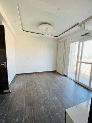 Room in 3 BHK Builder Floor at Vihaan Floors, Roza Jalalpur – for Sale