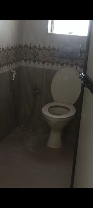 Bathroom in 1 BHK Apartment at Shree Krishna Amarante, Chembur – for Rent