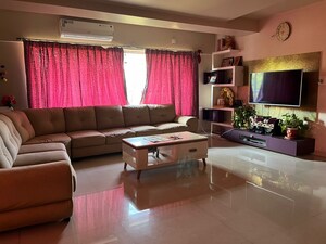 3 BHK Apartment For Rent in Amit Ved Vihar Phase 2, Kothrud