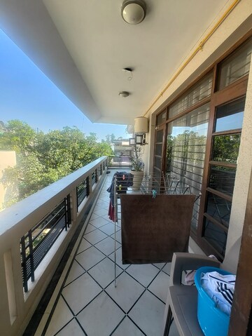 2 BHK Builder Floor For Rent in Sector 33