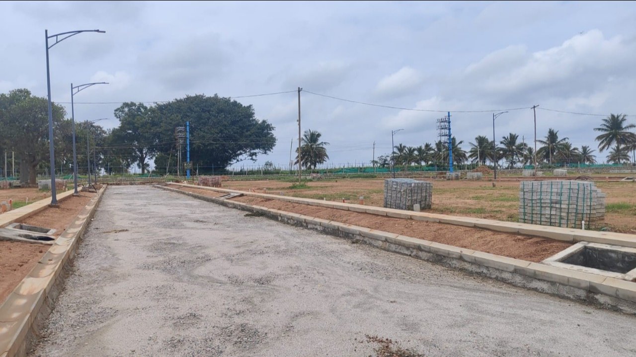 Plot For Sale in Kns Md Layout
