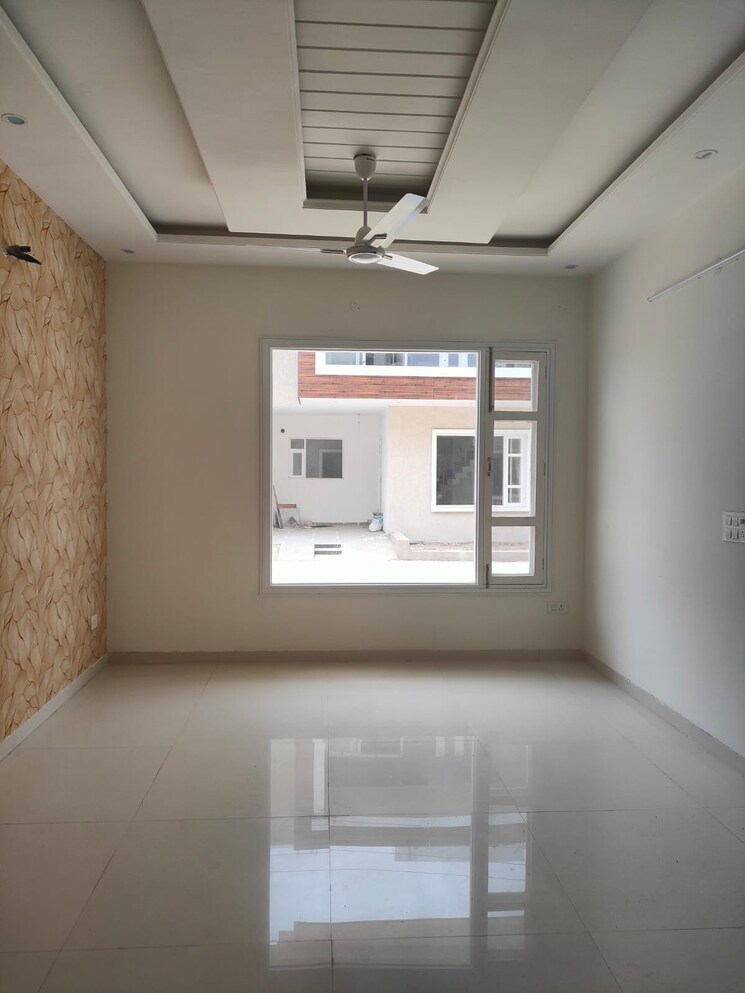 Room, penta-homes 2 Bedroom 1400 Sq.Ft. Villa In Vip Road Zirakpur 9308759