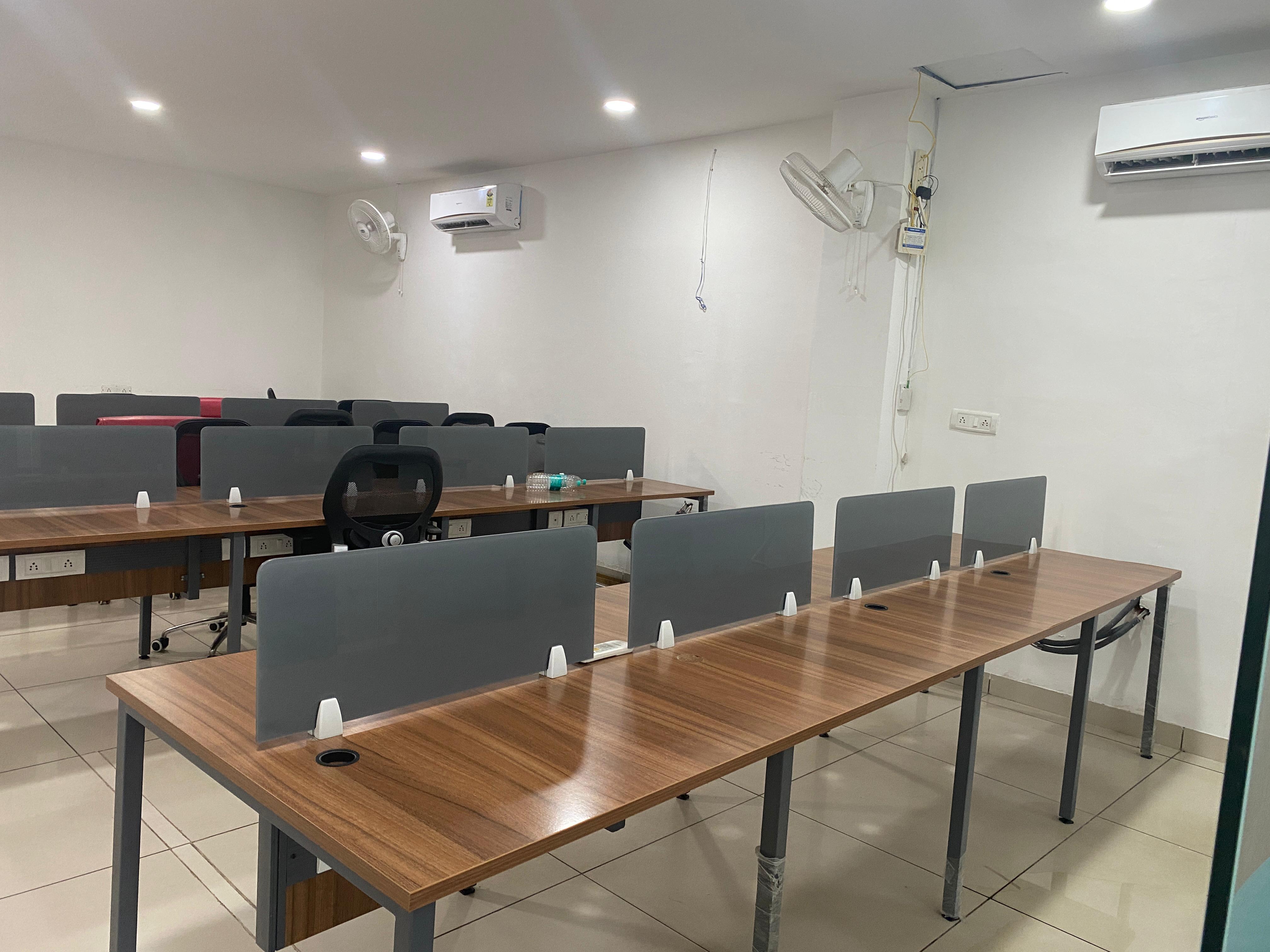 Office Space For Rent in Sector 74