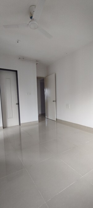 Room in 3 BHK Apartment at Nanded City Asawari, Nanded – for Rent