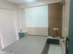Room in 2 BHK Apartment at Skylark Residences, Baner – for Sale