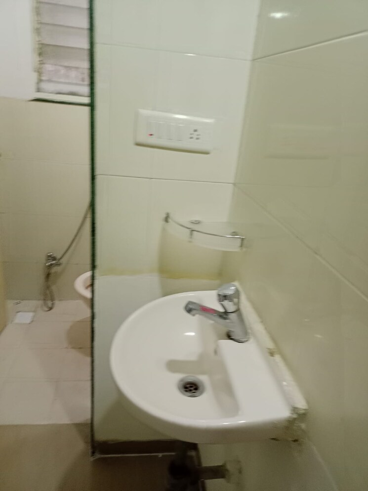 Attached Bathroom, rama-blossoms 1 Bedroom 450 Sq.Ft. Apartment In Baner Pune 9308804