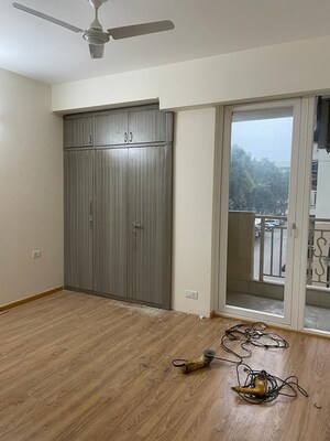 Room in 3 BHK Apartment at Adani M2K Oyster Grande, Sector 102 – for Sale