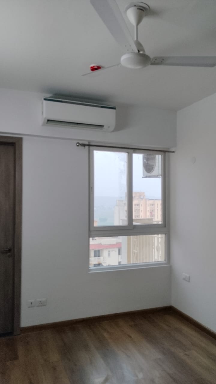 3 BHK + Servant Room Apartment For Sale in Adani M2K Oyster Grande