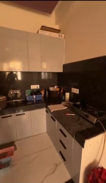 Team Area in 1 BHK Apartment at ML 73 Avenue, Sector 73 – for Rent