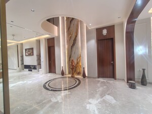 Building Lobby in 1 BHK Builder Floor at Ameya One, Sector 42 – for Rent