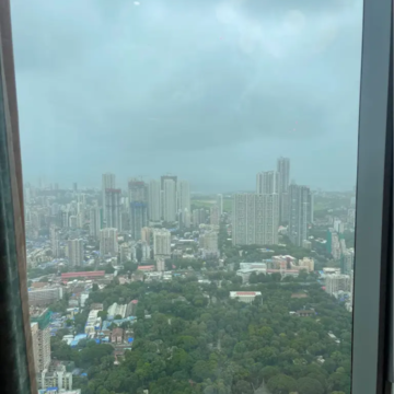 Swimming Pool in 2 BHK Apartment at Mahalaxmi Arch, Mahalaxmi Racecourse – for Sale