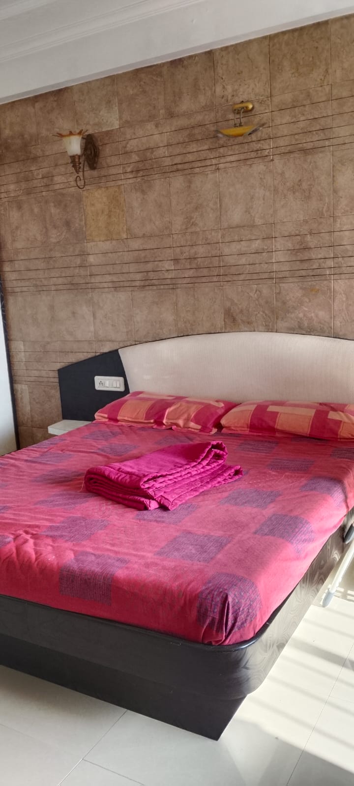 2 BHK Apartment For Rent in Powai Cosmopolitan CHS