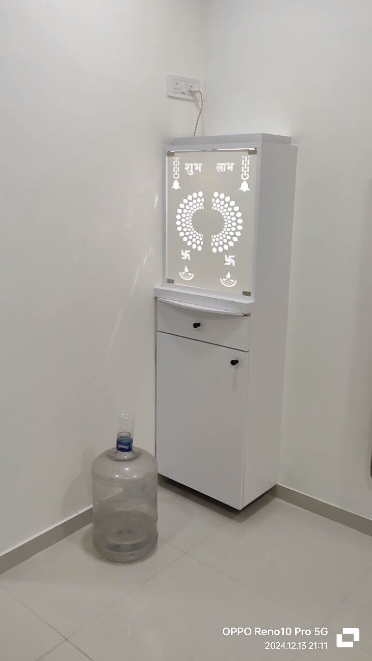 Room, uk-iridium 1 Bedroom 410 Sq.Ft. Apartment In Kandivali East Mumbai 9308912