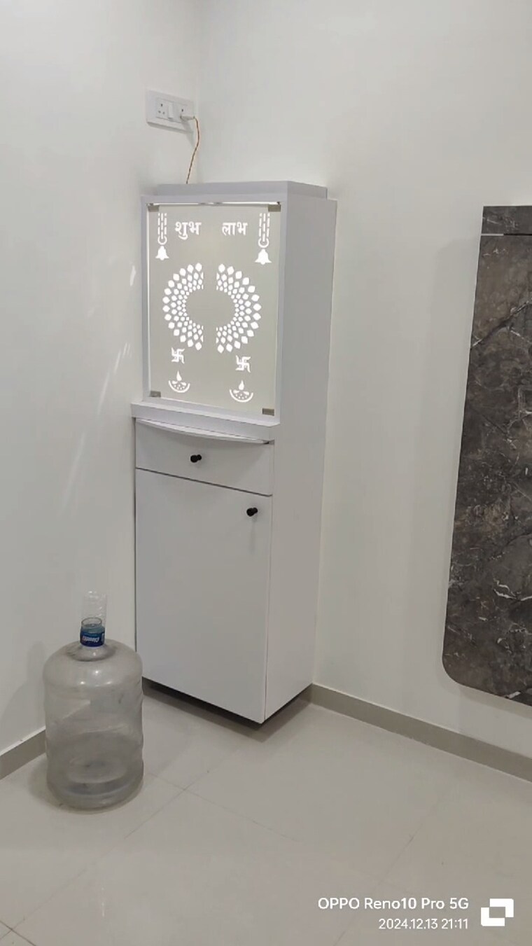 Room, uk-iridium 1 Bedroom 410 Sq.Ft. Apartment In Kandivali East Mumbai 9308912