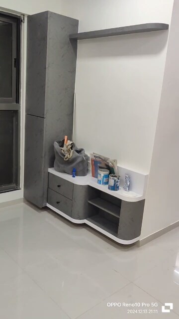 Furnished Amenities in 1 BHK Apartment at UK Iridium, Kandivali East – for Sale