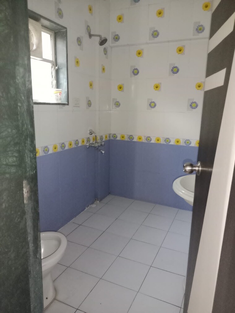 Attached Bathroom, kalyani-nakshatra 3 Bedroom 1290 Sq.Ft. Apartment In Baner Pune 9308936