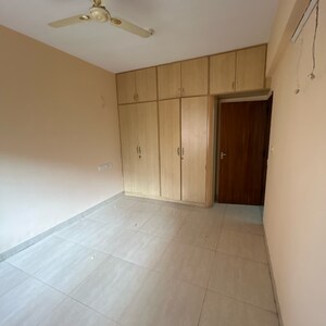 Room in 2 BHK Apartment at HM Tambourine, Yelachena Halli – for Rent