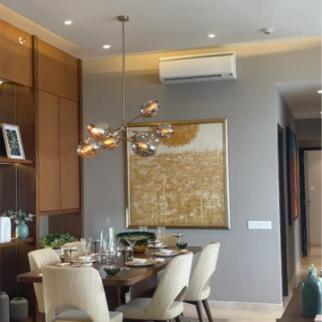 Living Room in 5 BHK Apartment at Mahalaxmi Arch, Mahalaxmi Racecourse – for Sale