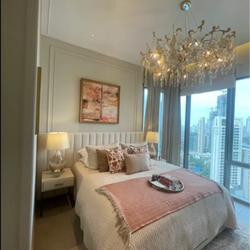 Bedroom in 5 BHK Apartment at Mahalaxmi Arch, Mahalaxmi Racecourse – for Sale
