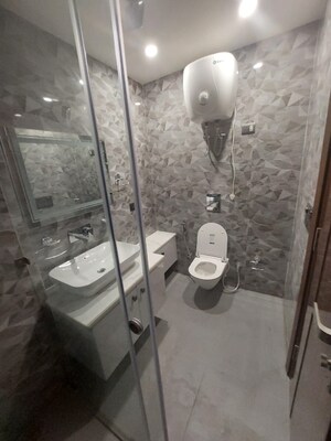 Attached Bathroom in 3 BHK Builder Floor at Arya Chittaranjan Park, Kalkaji – for Rent