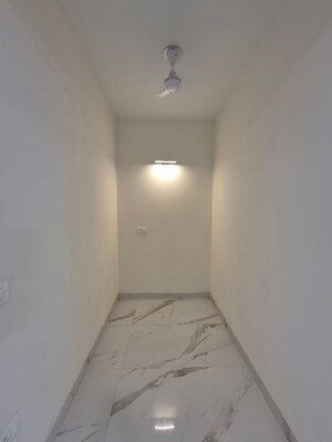 Building Lobby in 3.5 BHK Apartment at M3M Soulitude, Sector 89 – for Rent