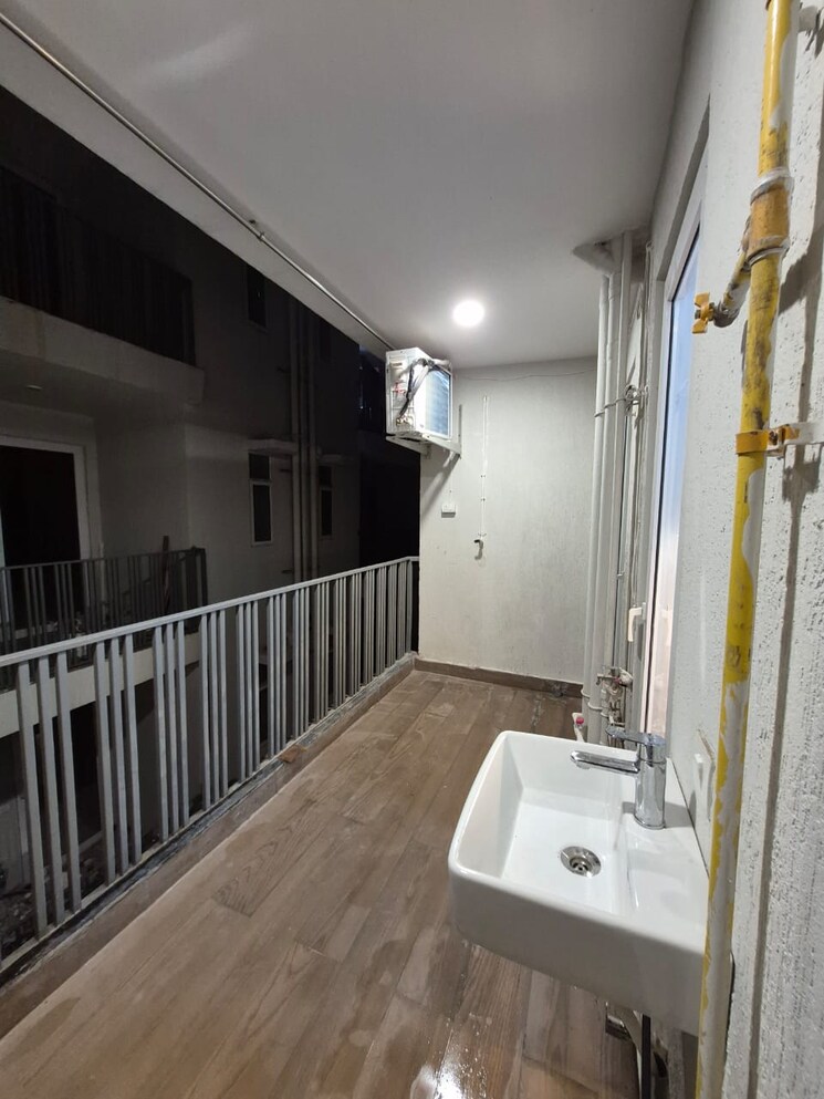 Balcony, m3m-soulitude 3.5 Bedroom 1494 Sq.Ft. Apartment In Sector 89 Gurgaon 9309035