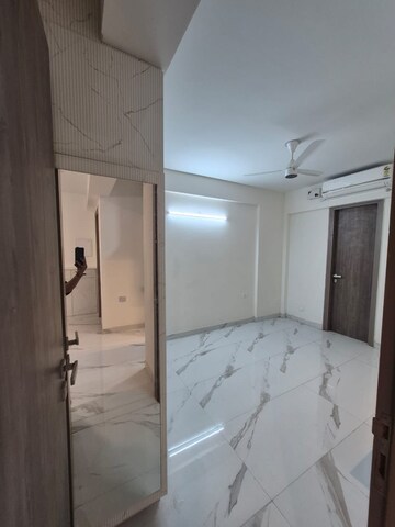Bathroom in 3.5 BHK Apartment at M3M Soulitude, Sector 89 – for Rent