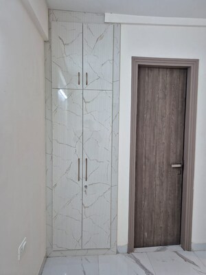 Bathroom in 3.5 BHK Apartment at M3M Soulitude, Sector 89 – for Rent