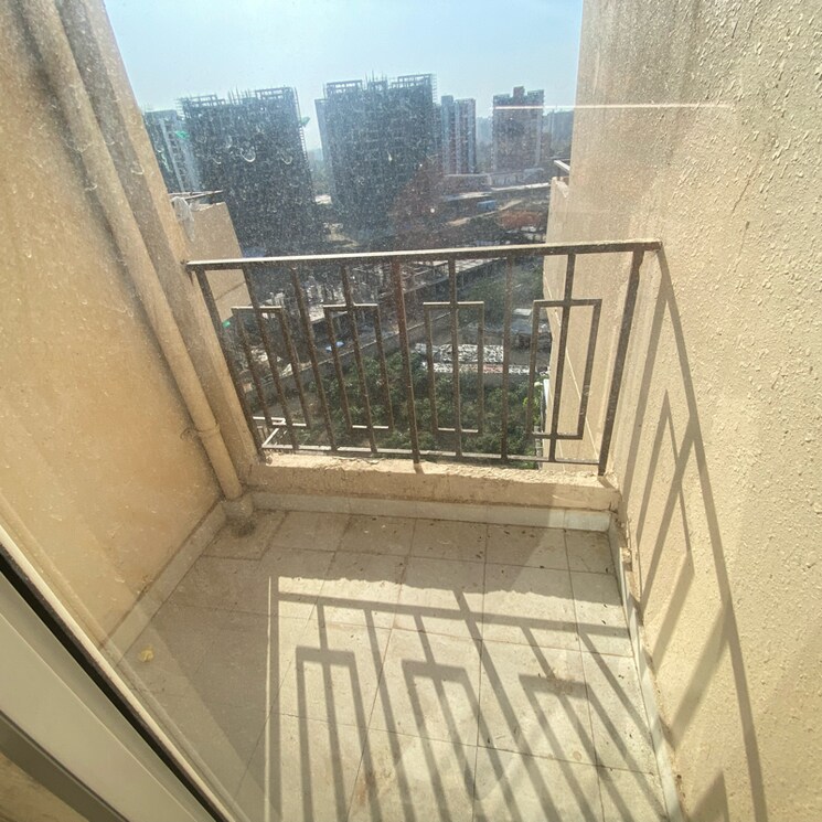 Balcony, signature-global-orchard-avenue 2 Bedroom 577 Sq.Ft. Apartment In Sector 93 Gurgaon 9309018