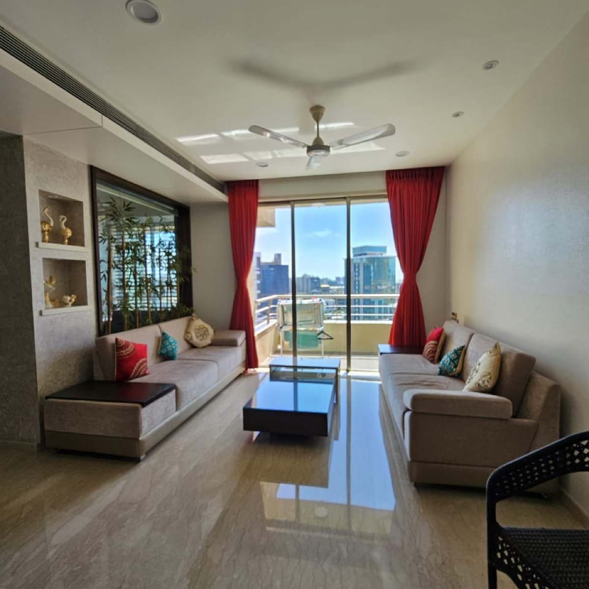 2.5 BHK + Extra Room Apartment For Rent in Oberoi Springs