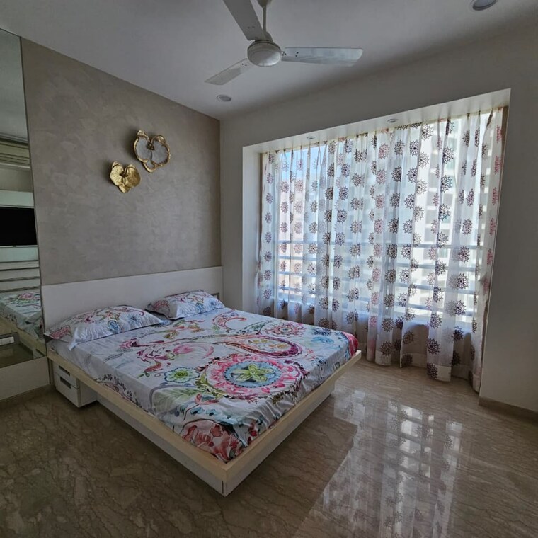 Bedroom, oberoi-springs 2.5 Bedroom 1000 Sq.Ft. Apartment In Andheri West Mumbai 9309068