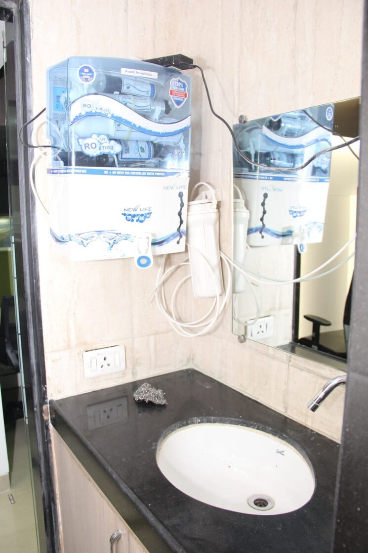 Team Area, haware-fantasia Commercial Office Space 680 Sq.Ft. In Vashi Sector 28 Navi Mumbai 9309060