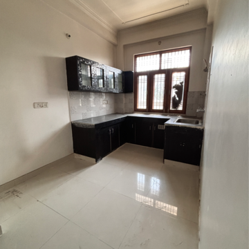 Kitchen in 2 BHK Villa at Chinhat – for Rent