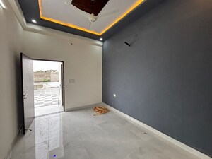 Room in 4 BHK Villa at Kalwar Road – for Sale