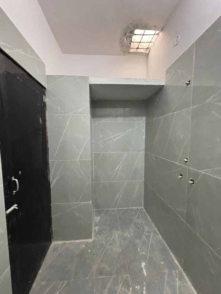 Bathroom, kalwar road 4 Bedroom 1450 Sq.Ft. Villa In Kalwar Road Jaipur 9309113