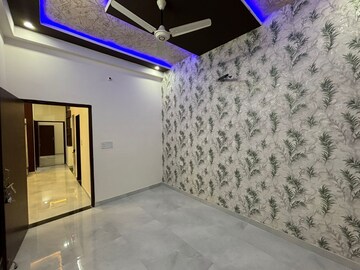 Bedroom in 4 BHK Villa at Kalwar Road – for Sale