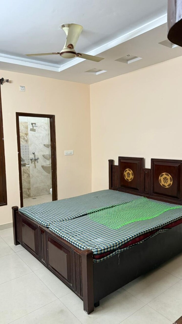 Bedroom, nk-savitry-enclave 3 Bedroom 1250 Sq.Ft. Builder Floor In Vip Road Zirakpur 9309114