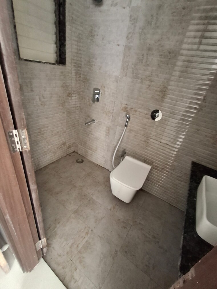 Bathroom, regency-antilia-phase-v-avana 3 Bedroom 1025 Sq.Ft. Apartment In Ulhasnagar Thane 9309130