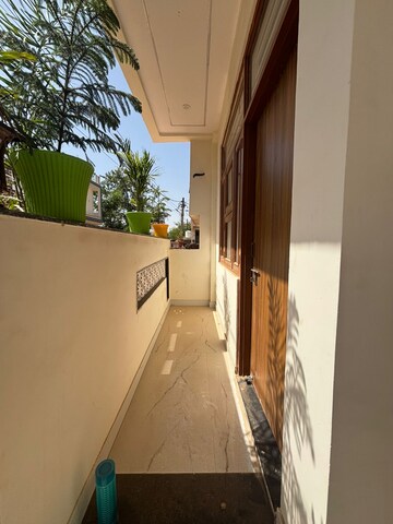 Balcony in 4 BHK Villa at Kalwar Road – for Sale