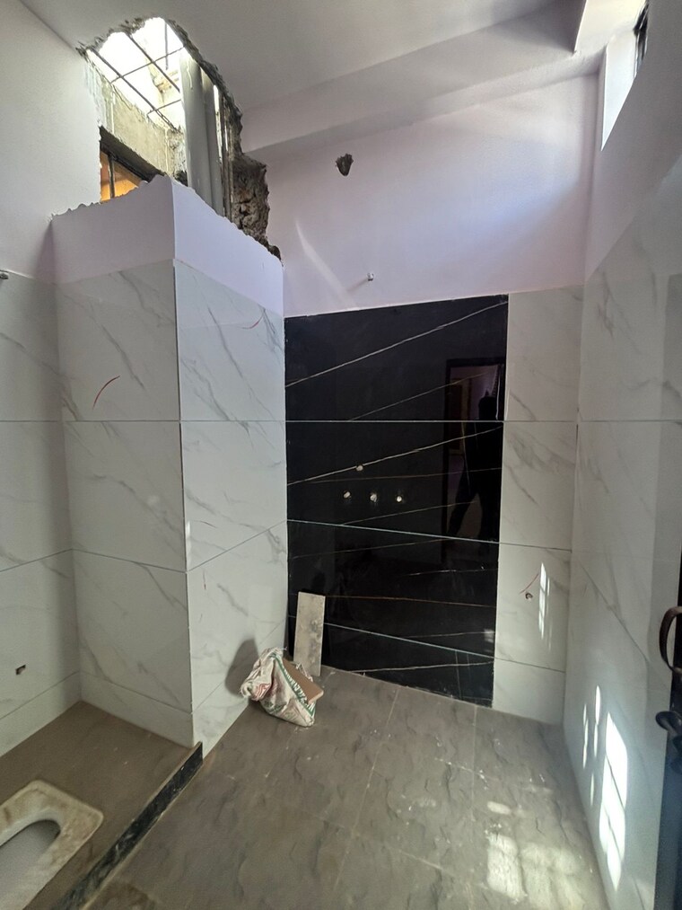 Bathroom, kalwar road 4 Bedroom 1600 Sq.Ft. Villa In Kalwar Road Jaipur 9309163