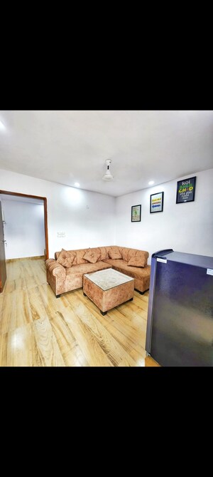 1 BHK Builder Floor For Rent in Saket