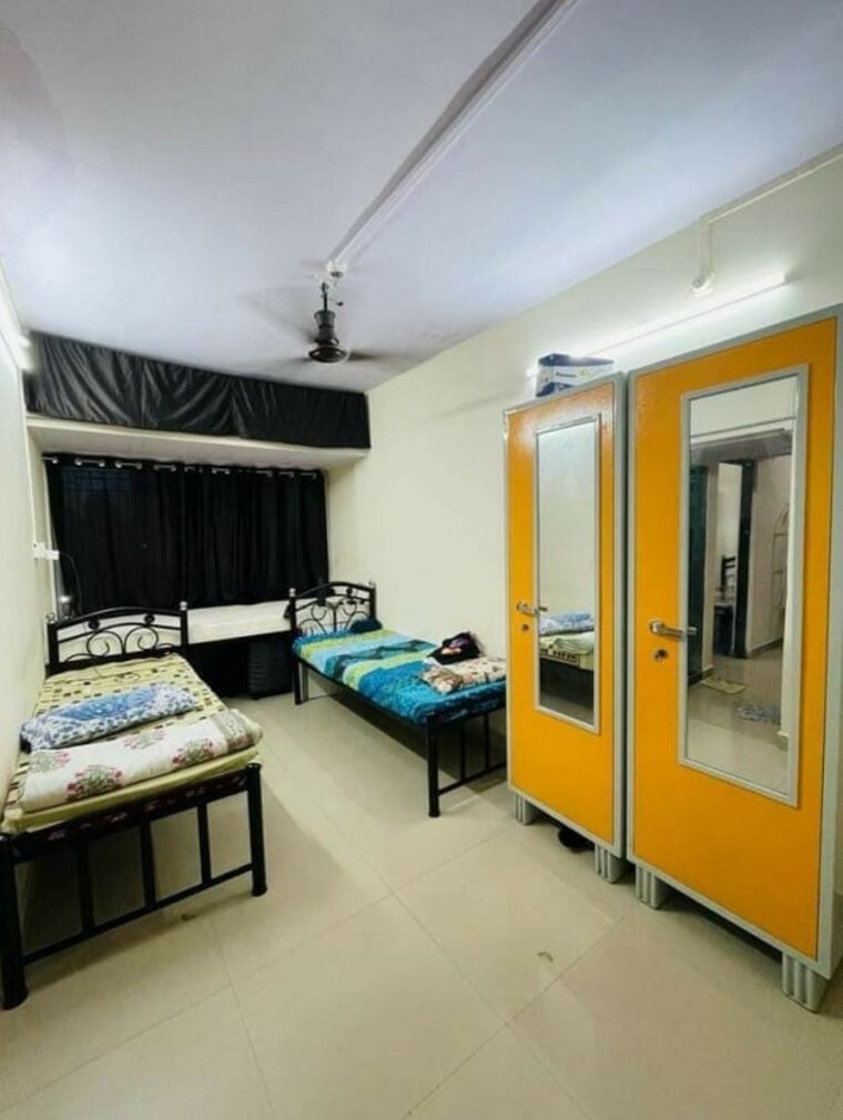 Room, worli Pg For Boys & Girls In Worli 9309177