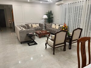 Team Area in 4 BHK Apartment at ATS Pristine, Sector 150 – for Sale