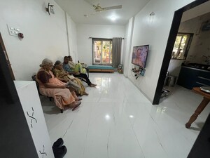 Team Area in 2 BHK Apartment at Omkar Apartments Bavdhan, Bavdhan – for Rent